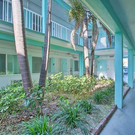 Tropical Pass-A-Grille Gem With Direct Beach Access! St. Pete Beach Esterno foto
