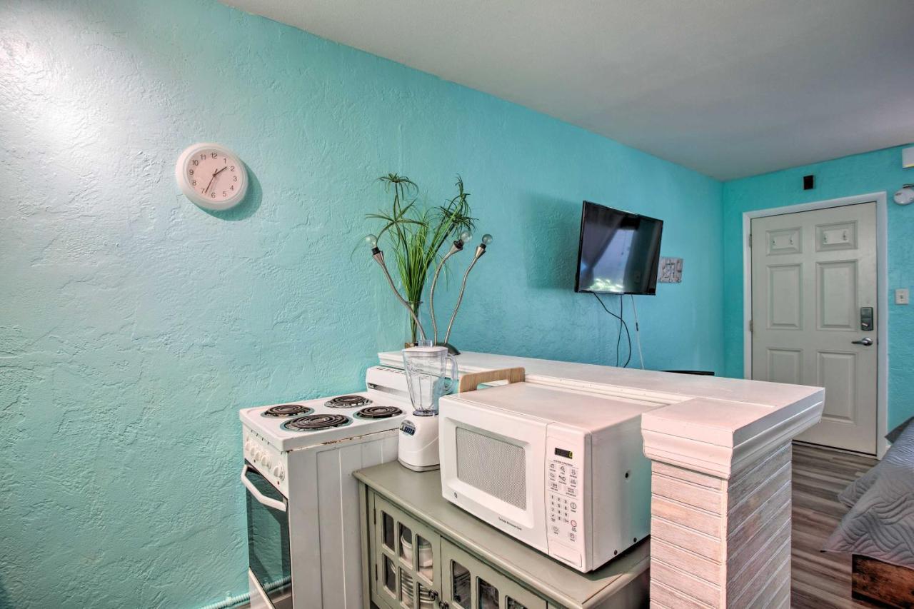 Tropical Pass-A-Grille Gem With Direct Beach Access! St. Pete Beach Esterno foto