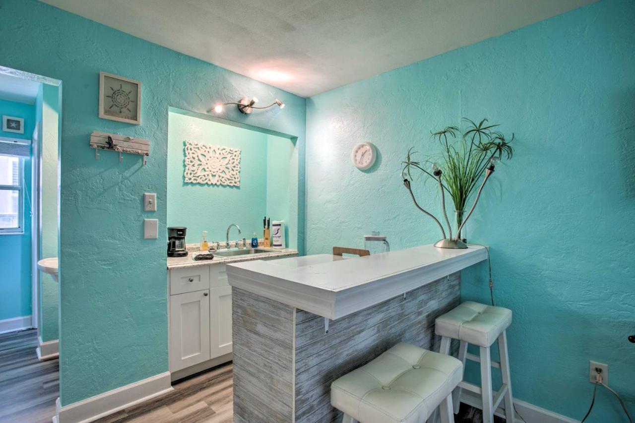 Tropical Pass-A-Grille Gem With Direct Beach Access! St. Pete Beach Esterno foto